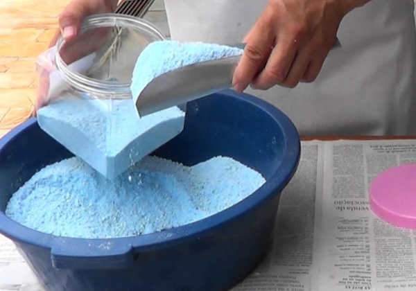 Receita de sabão em pó caseiro azul
